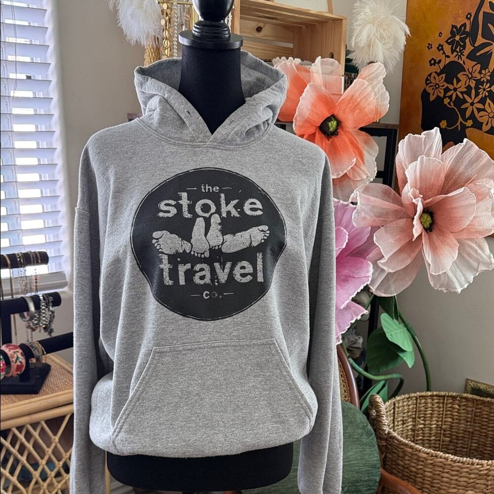 Gildan The Stoke Travel Co Gray If It Wasn’t For Booze Popover Hoodie Sweatshirt